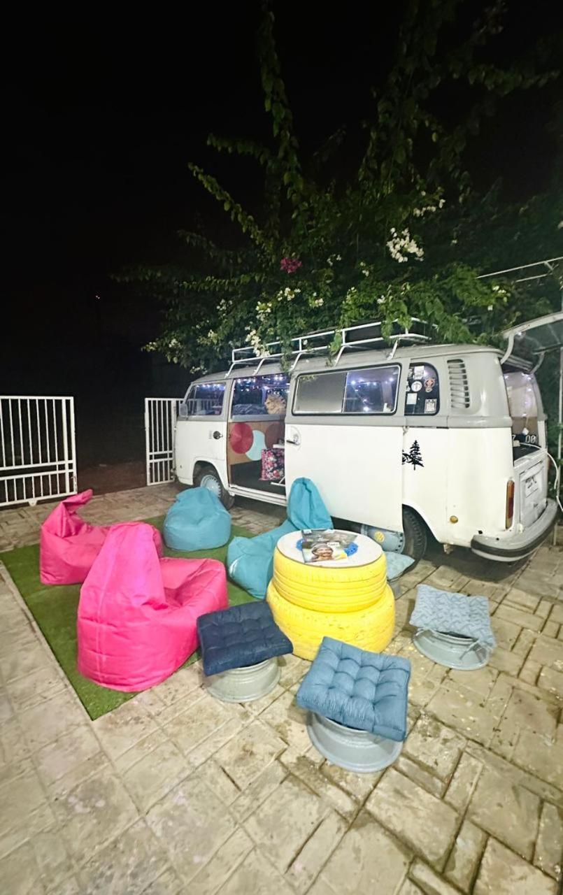 D'Flora Homestay Лабуан Баджо Екстериор снимка
